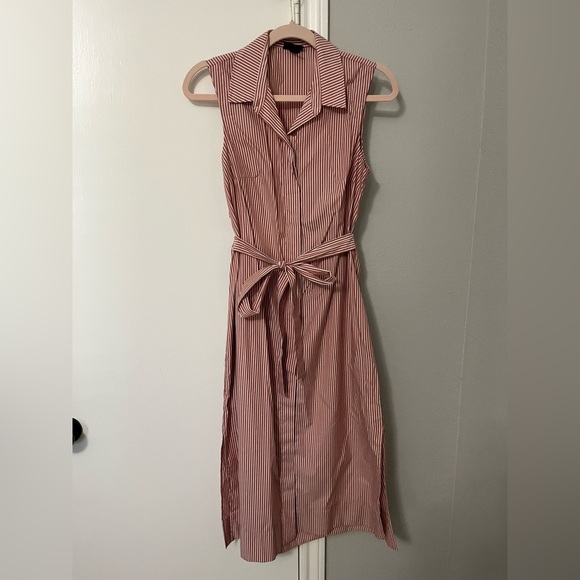 Button down striped midi dress with cutout in the back - Picture 3 of 11